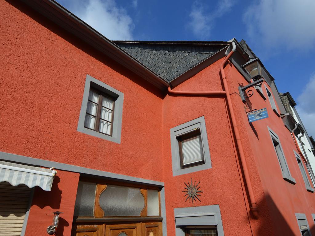 Charming Holiday Home In Neumagen Dhron Eksteriør billede